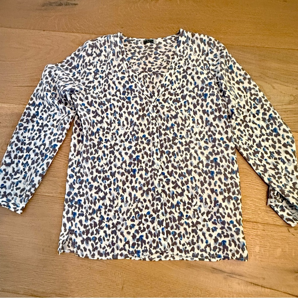 Joie Blue and Gray leopard Patterned 100% silk Top